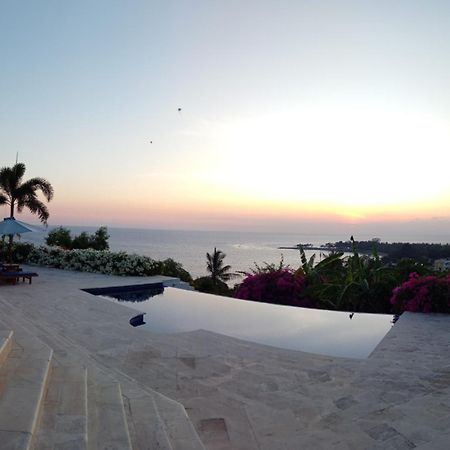 Villa Kipas Retreat Senggigi Bagian luar foto