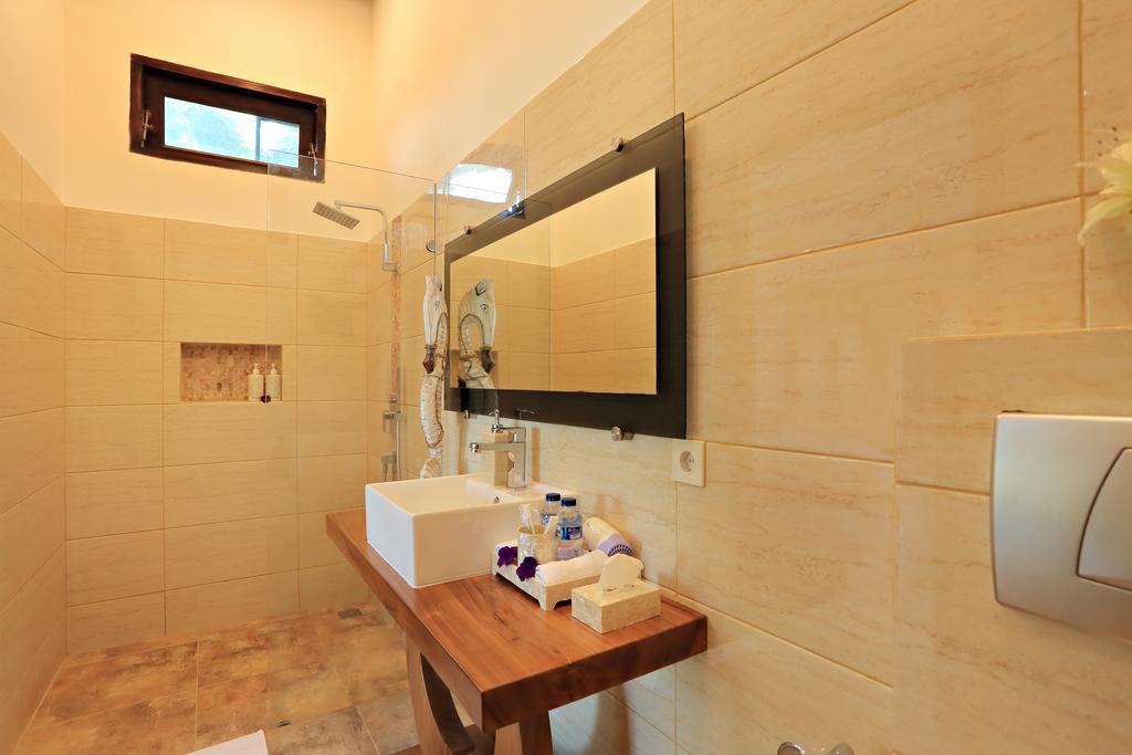 Villa Kipas Retreat Senggigi Bagian luar foto